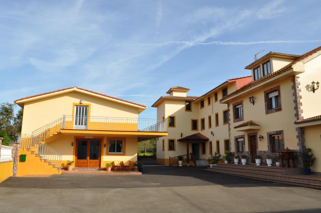 Hotel Alonso Льянес Экстерьер фото