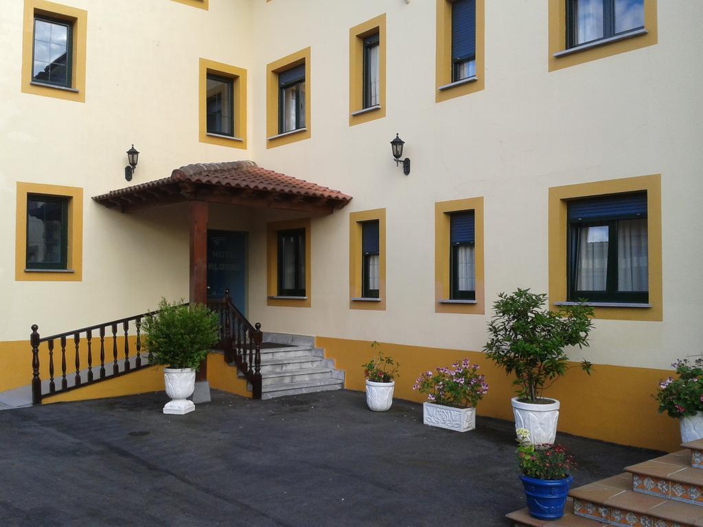 Hotel Alonso Льянес Экстерьер фото
